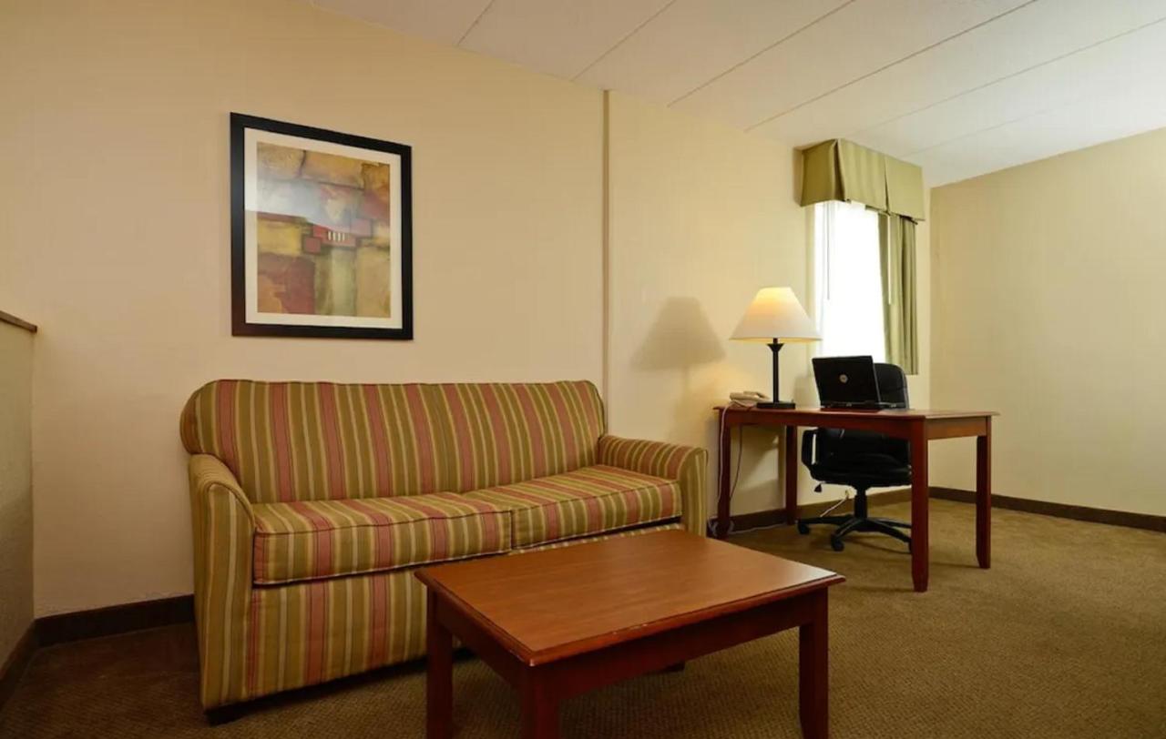 King Room - Upper Floor/Non-Smoking at Best Western Plus La Porte Hotel & Conference Center