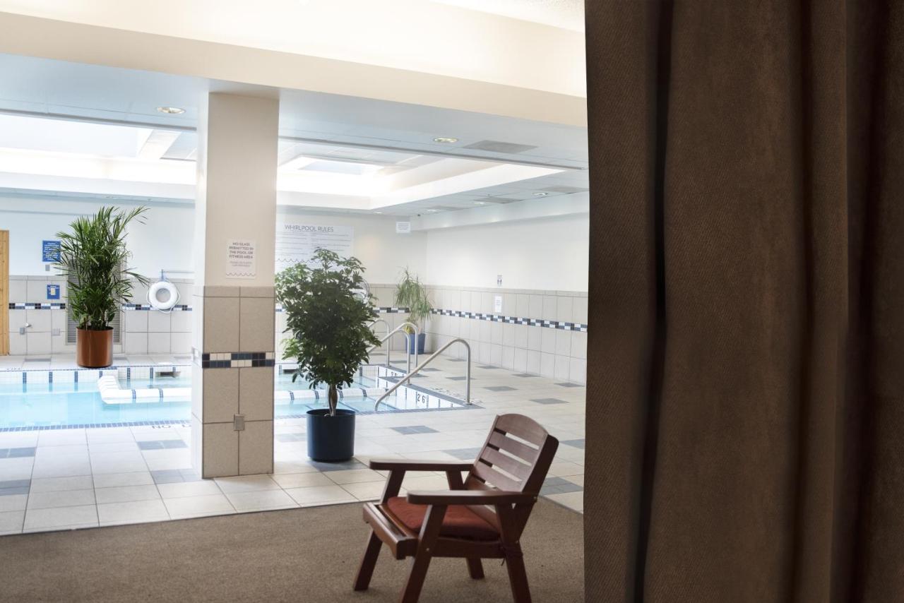 King Room with Pool View at The Madison Concourse Hotel and Governor's Club