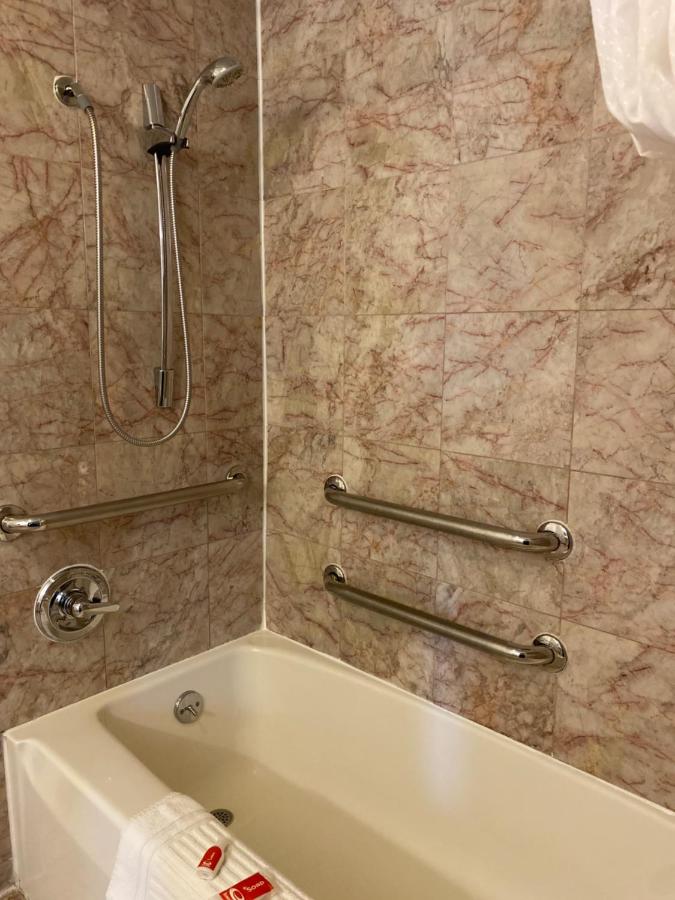 King Room - Accessible/Non-Smoking at Econo Lodge At The Falls North