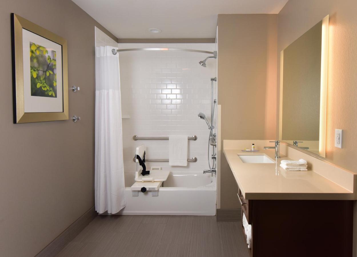 One-Bedroom Queen Room with Two Queen Beds and Mobility Accessible Tub - Non-Smoking at Staybridge Suites Wisconsin Dells - Lake Delton by IHG