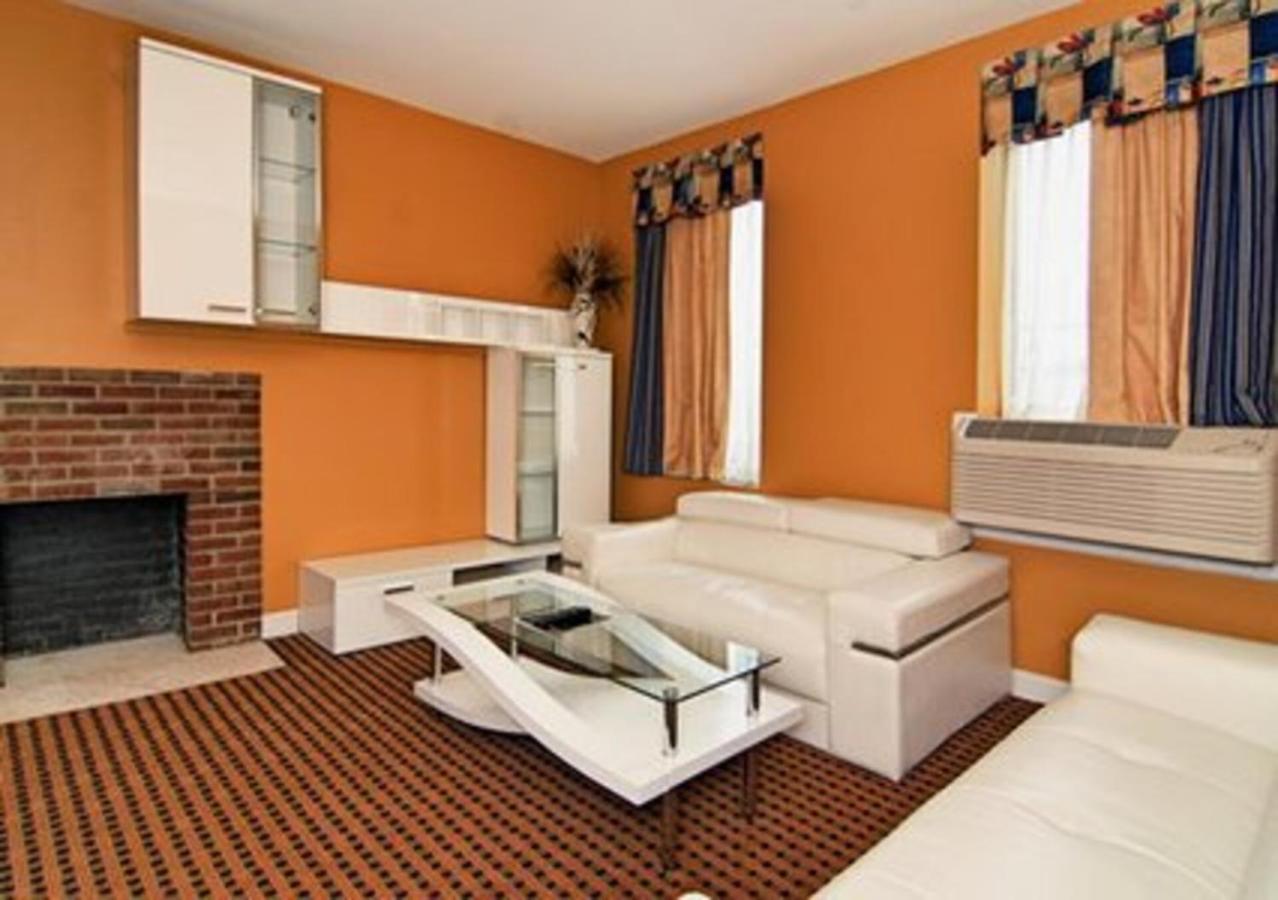 Executive Suite at Prince Hotel
