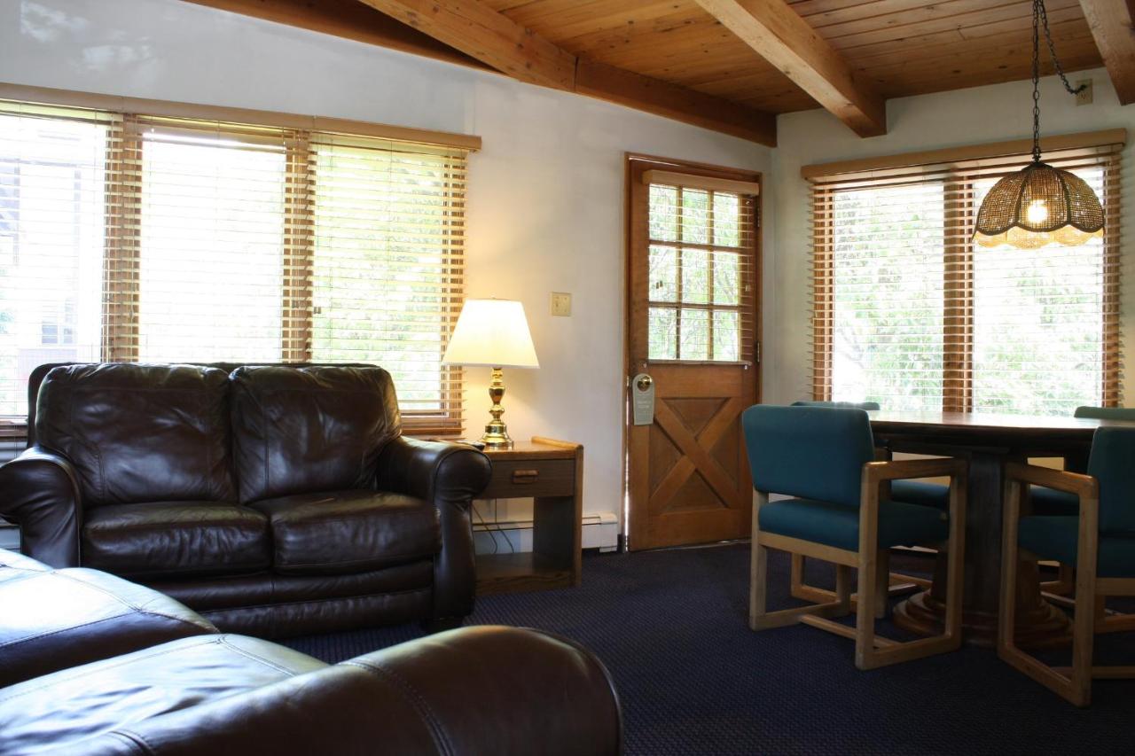 Two-Bedroom Condo with Two Bathrooms at St. Moritz Lodge & Condominiums