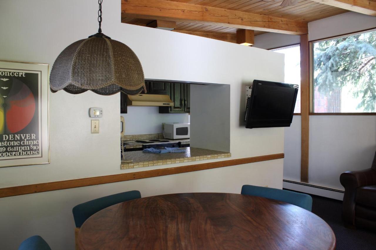Two-Bedroom Condo with Two Bathrooms at St. Moritz Lodge & Condominiums