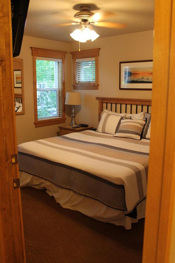 Cedar Court Inn