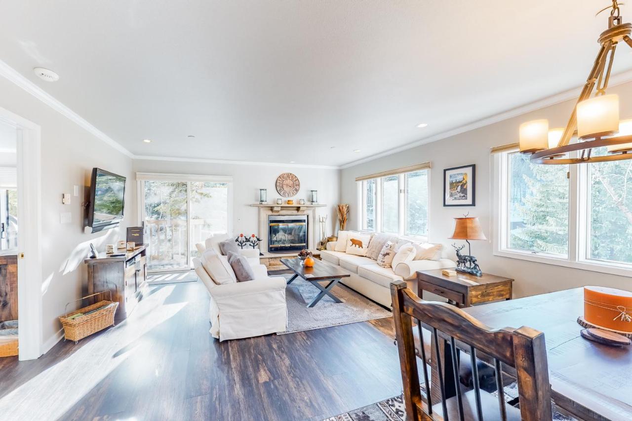 One-Bedroom Apartment at Townsend Place, A Vail Resorts Property