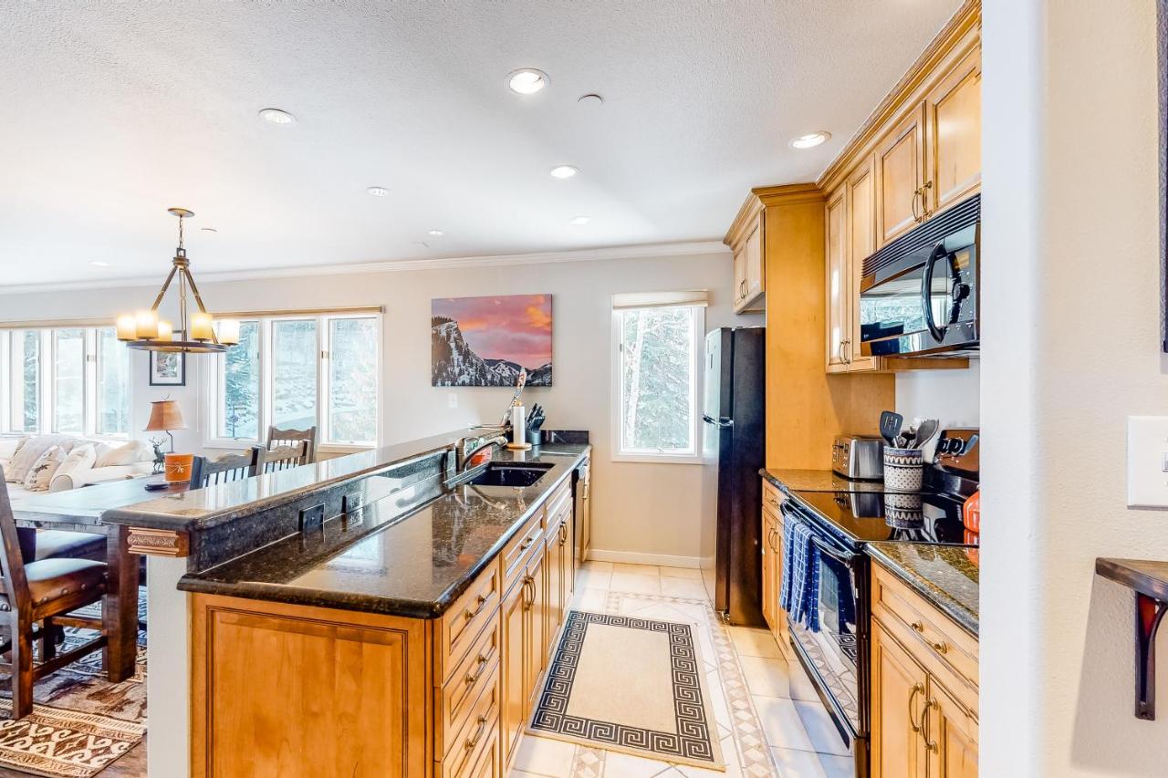One-Bedroom Apartment at Townsend Place, A Vail Resorts Property