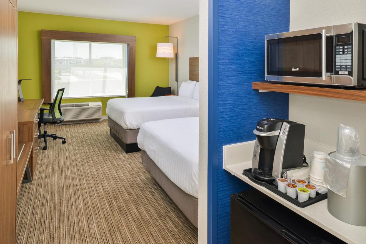  | Holiday Inn Express & Suites Chadron
