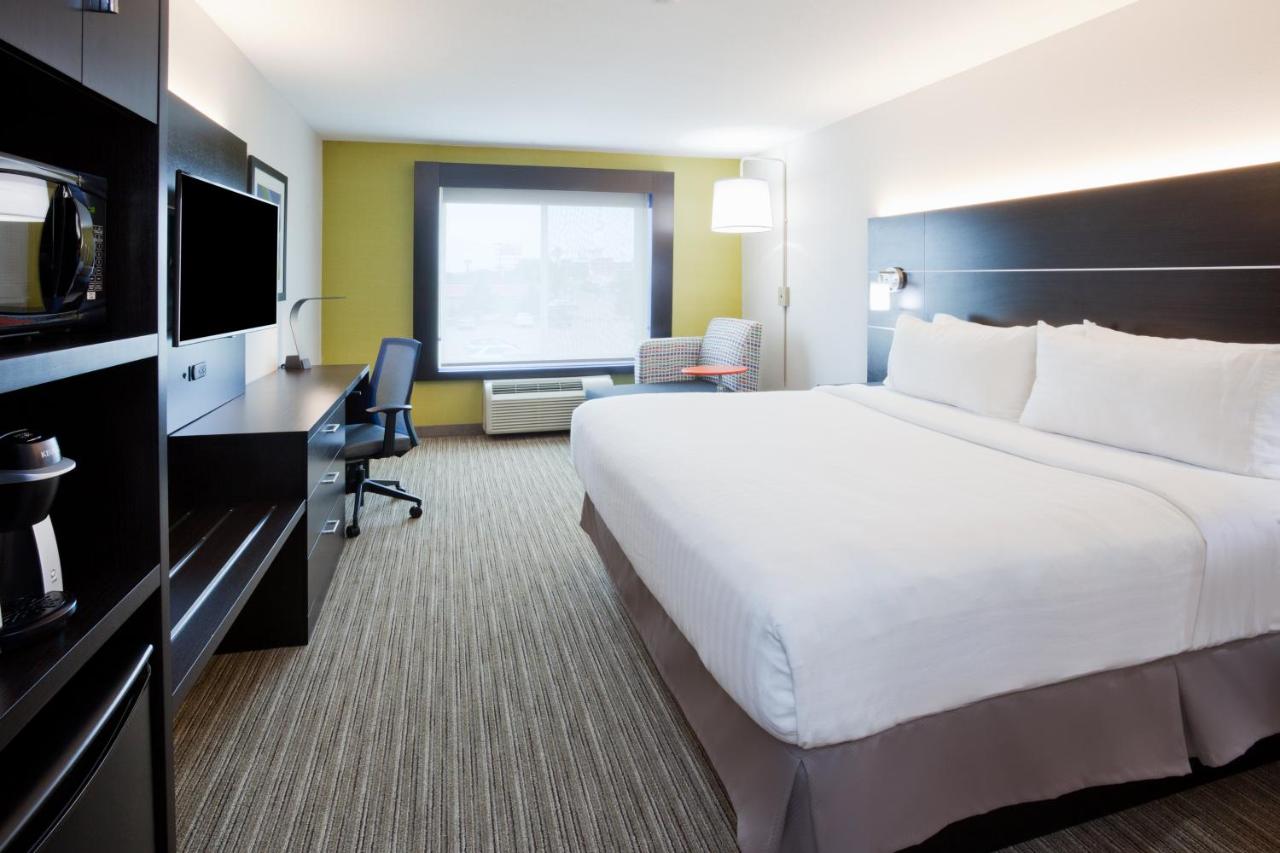 Standard Room at Holiday Inn Express Hotel & Suites Dickinson, an IHG Hotel