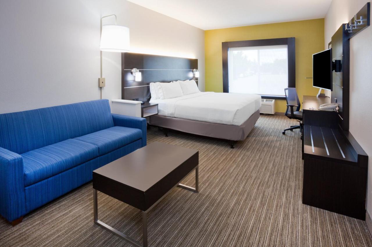 Suite - Non-Smoking at Holiday Inn Express Hotel & Suites Dickinson, an IHG Hotel