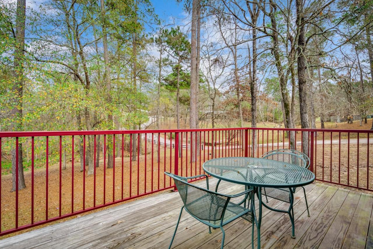 Two-Bedroom Villa Lodge 2 Queen Beds at Holiday Inn Club Vacations Piney Shores Resort at Lake Conroe, an IHG Hotel