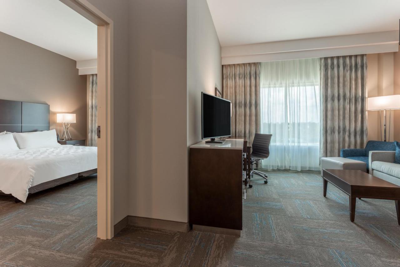 King Suite - Non-Smoking at Holiday Inn Hotel & Suites Jefferson City by IHG