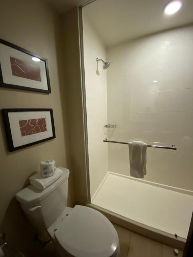 King Suite at Comfort Suites Manheim - Lancaster