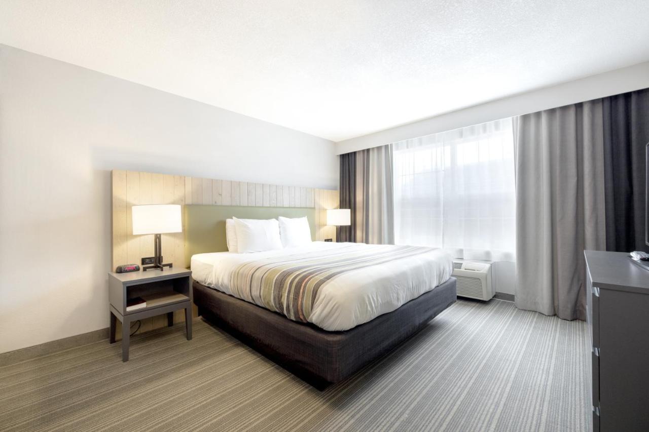 Extended Stay King Suite with Sofa Bed - Non-Smoking at Country Inn & Suites by Radisson, Tinley Park, IL
