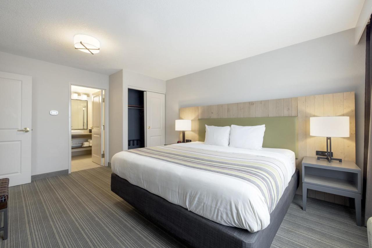 Extended Stay King Suite with Sofa Bed - Non-Smoking at Country Inn & Suites by Radisson, Tinley Park, IL