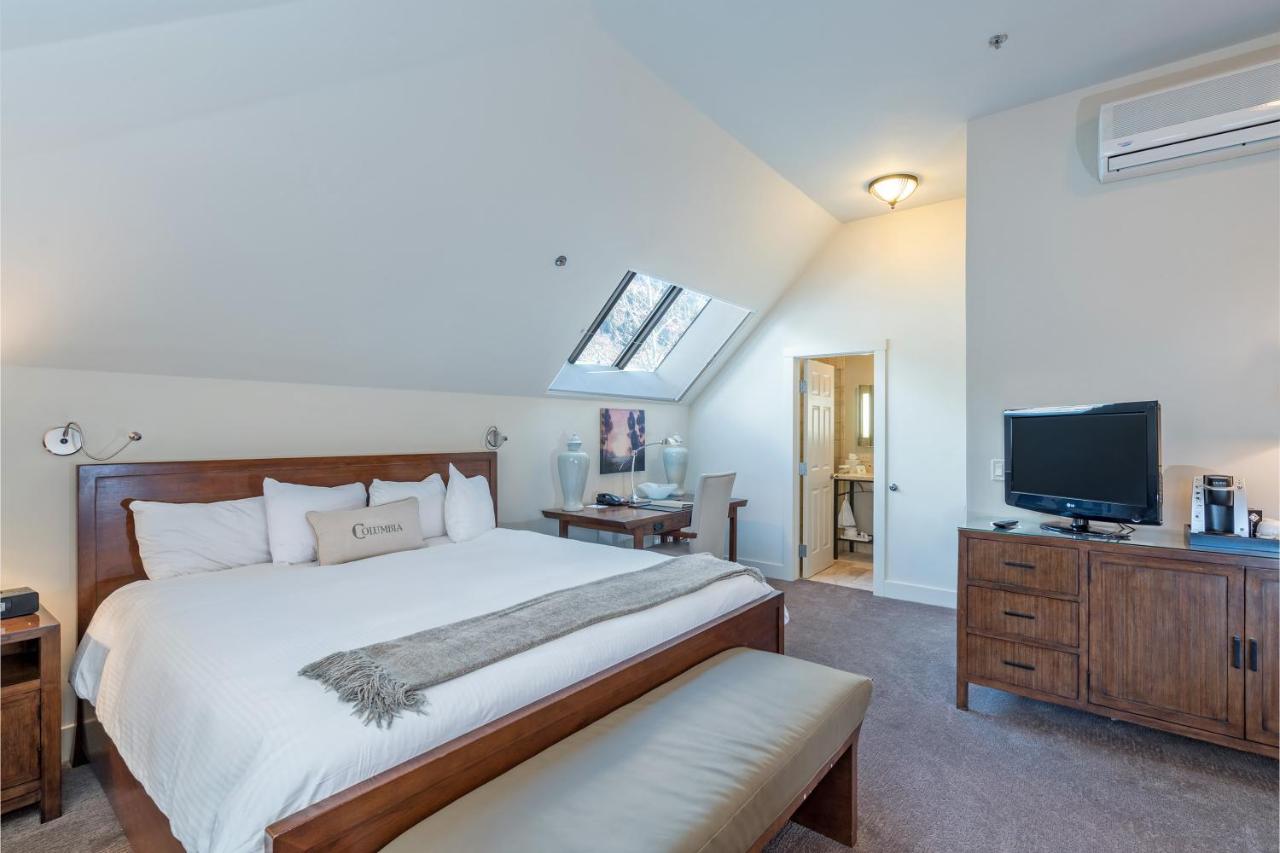Two-Bedroom Apartment at Hotel Columbia