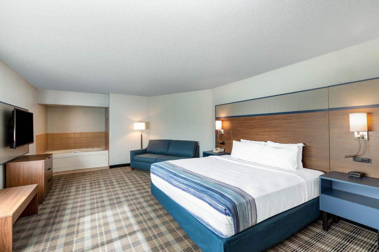 Superior King Room - Non-Smoking at AmericInn by Wyndham Jackson