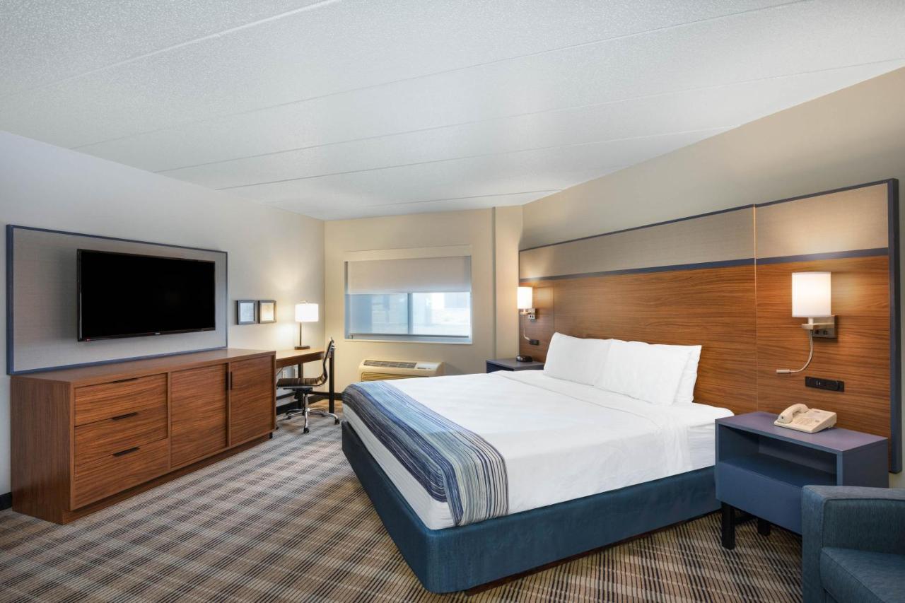 King Room - Mobility Access/Non-Smoking at AmericInn by Wyndham Jackson