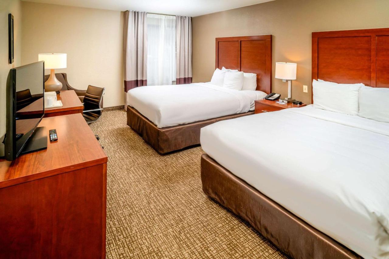 Double Room with Two Double Beds - Non-Smoking at Comfort Inn