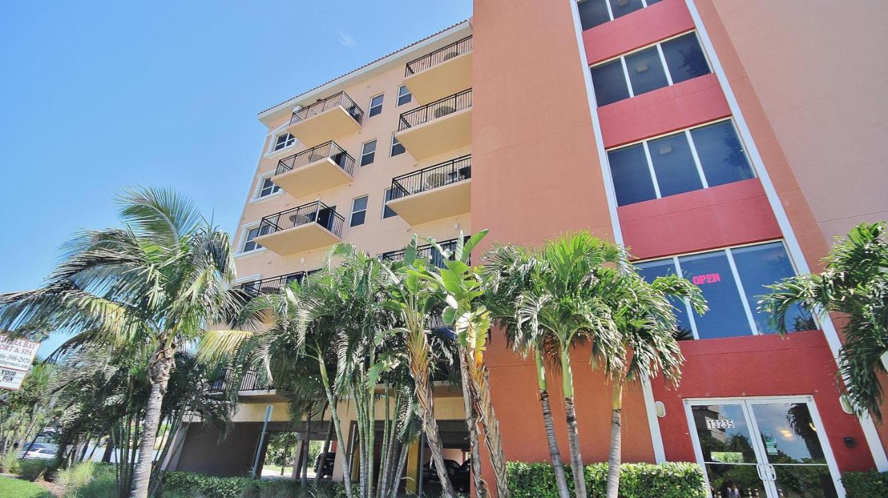 One-Bedroom Apartment at Madeira Bay Resort
