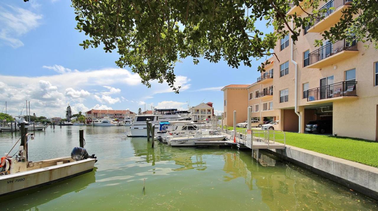 One-Bedroom Apartment at Madeira Bay Resort