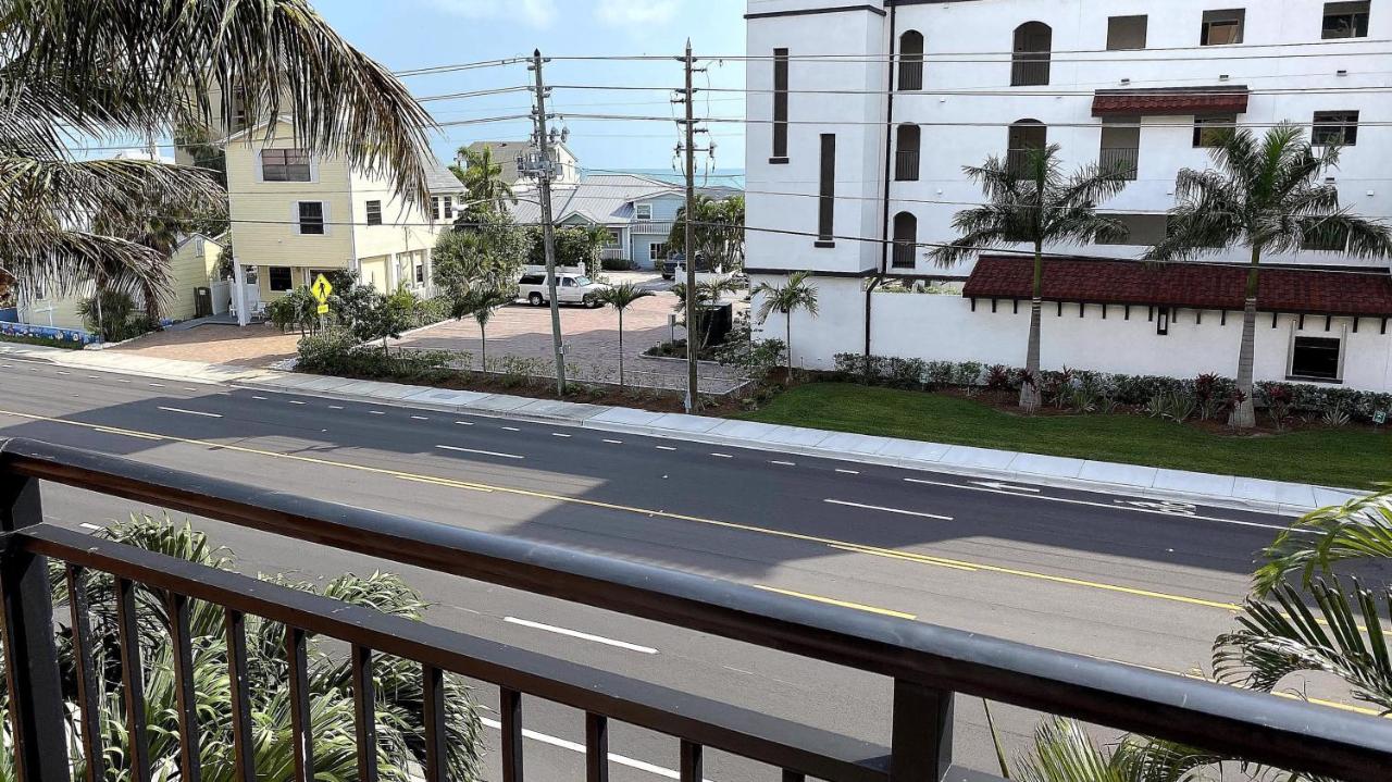 | Madeira Bay Resort