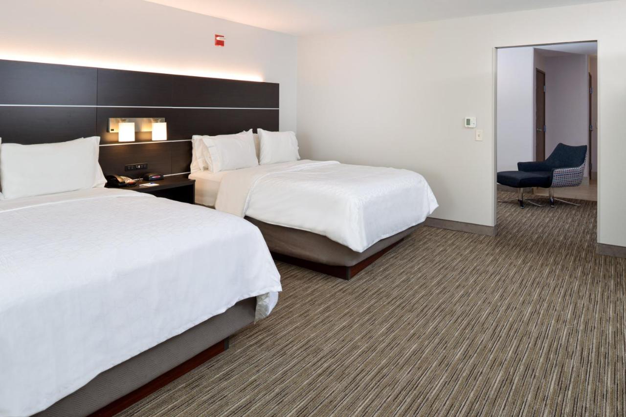  | Holiday Inn Express & Suites Pueblo North