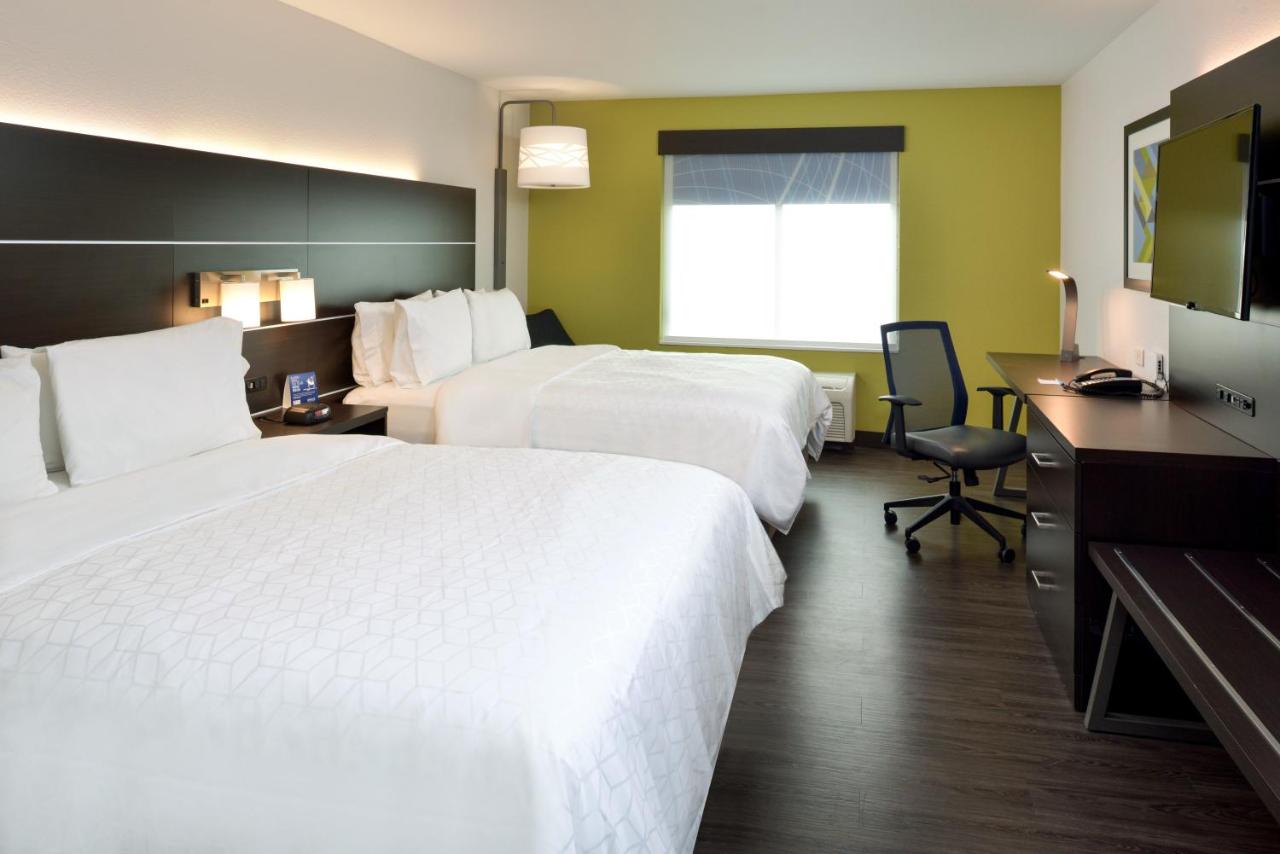  | Holiday Inn Express & Suites Pueblo North