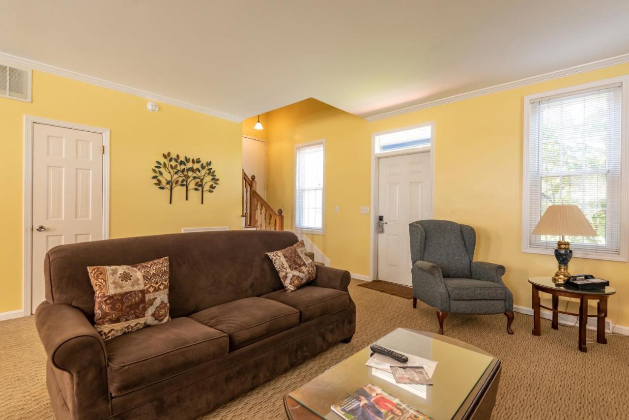 Standard Suite at Century Suites Hotel