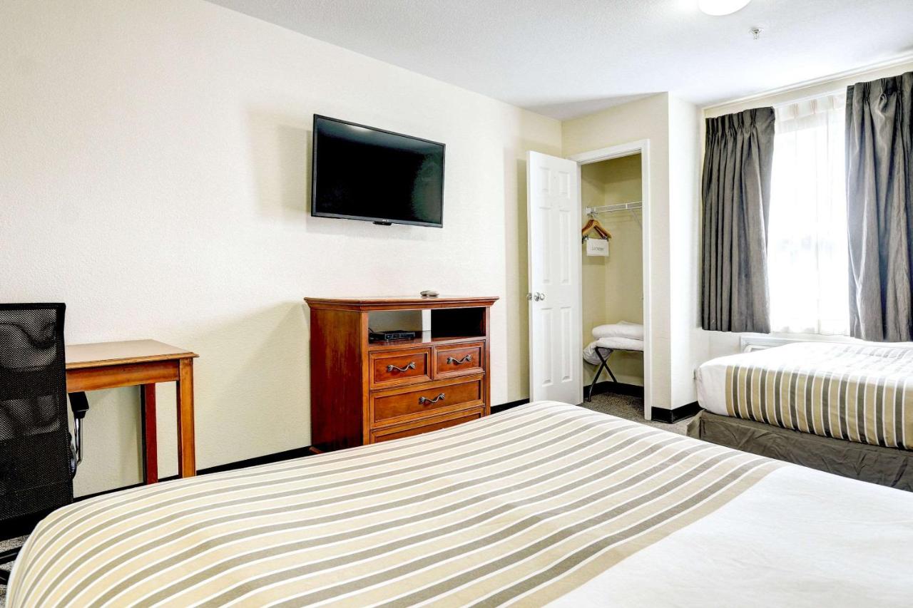 Queen Room with Two Queen Beds - Non-Smoking at Suburban Studios Westminster Denver North