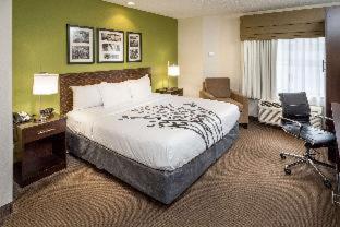 Room #49236114 at Sleep Inn & Suites Cross Lanes - South Charleston
