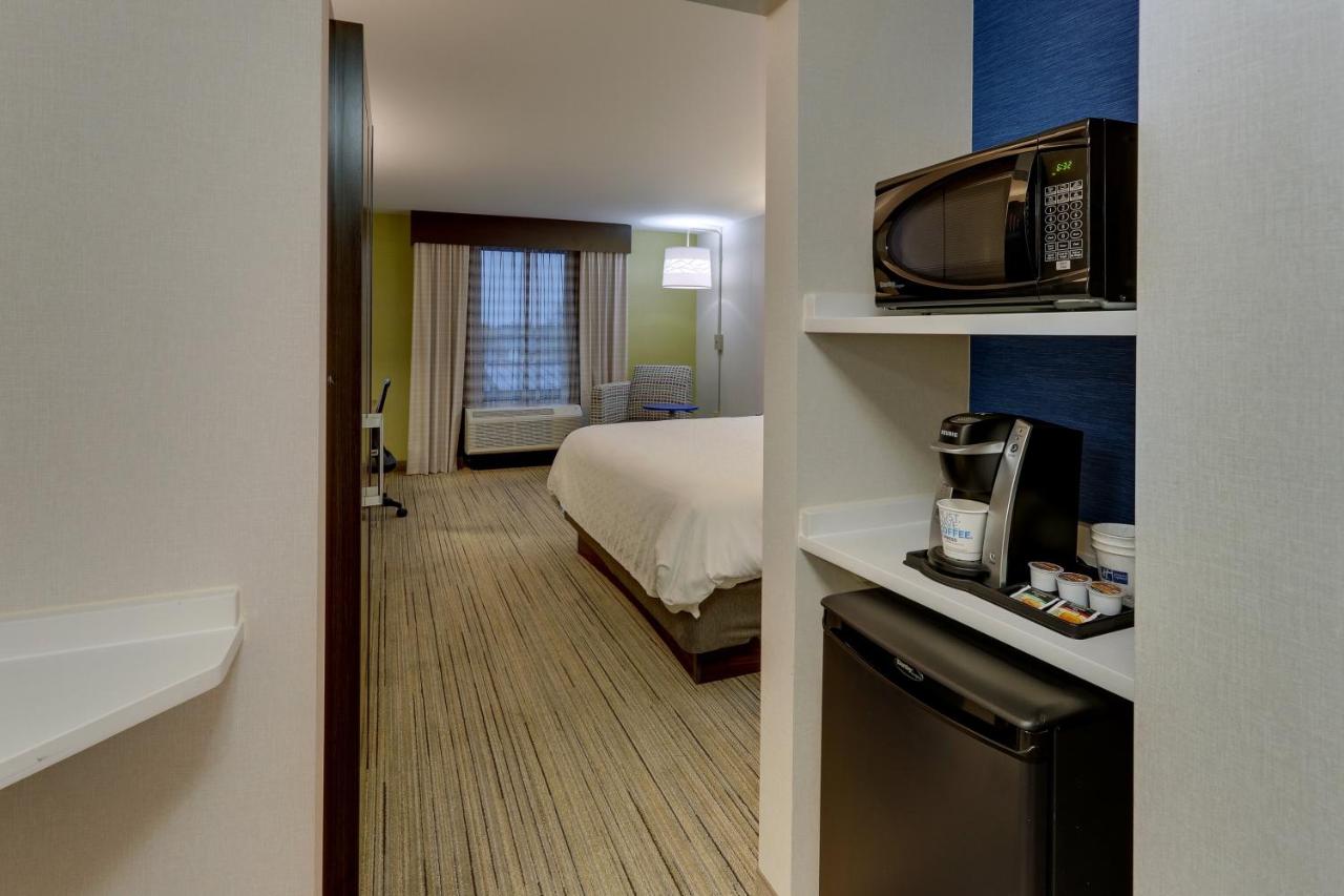 King Room - Non-Smoking at Holiday Inn Express & Suites Troy by IHG