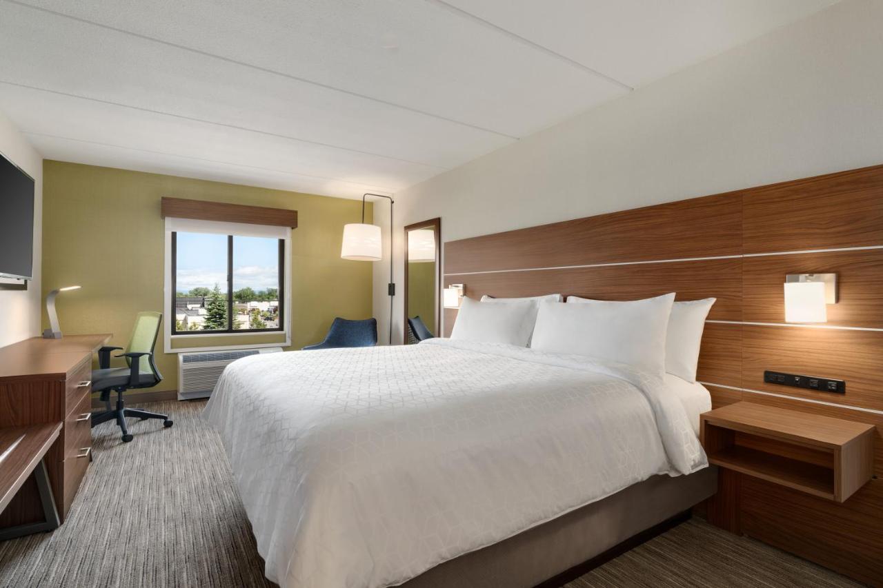 Standard King Room - Non-Smoking at Days Inn & Suites by Wyndham Plattsburgh
