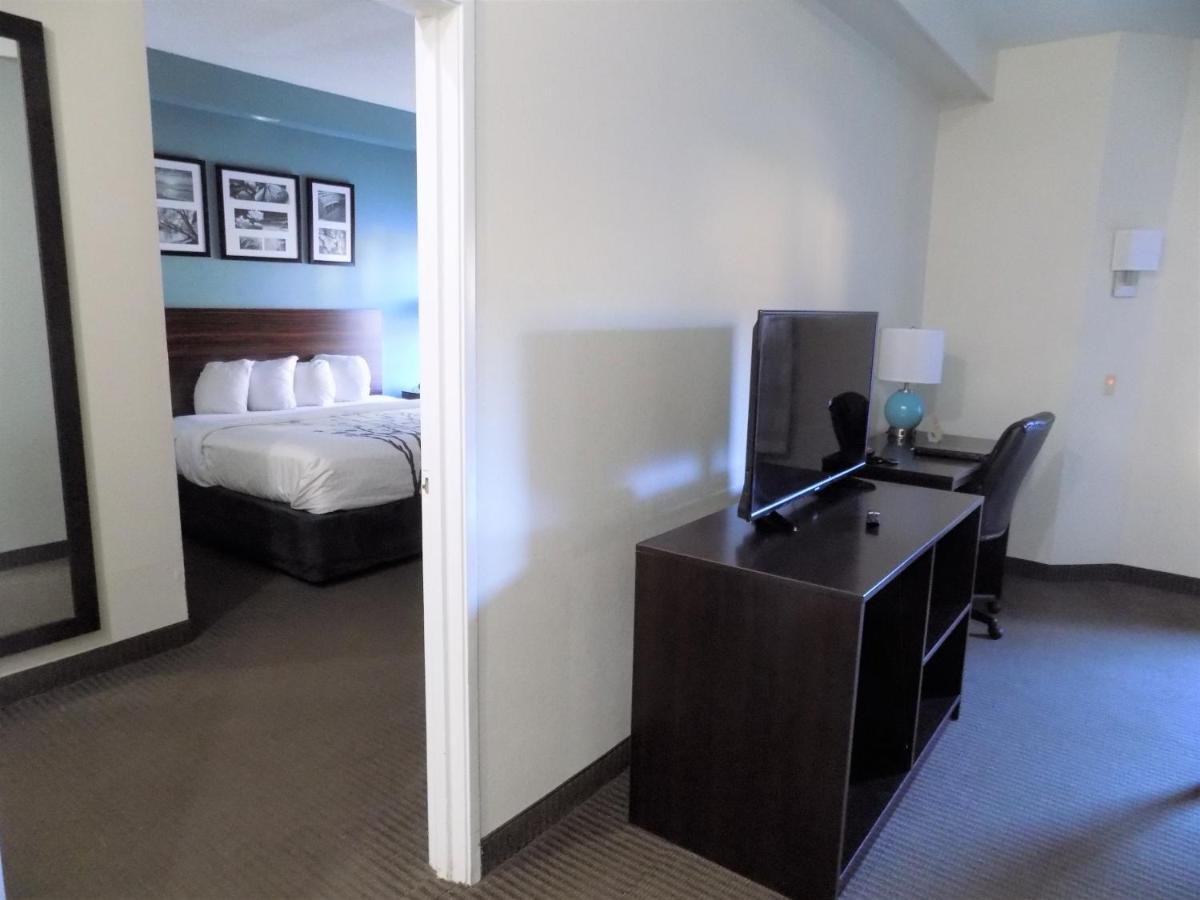 King Suite - Non-Smoking at Sleep Inn and Conference Center