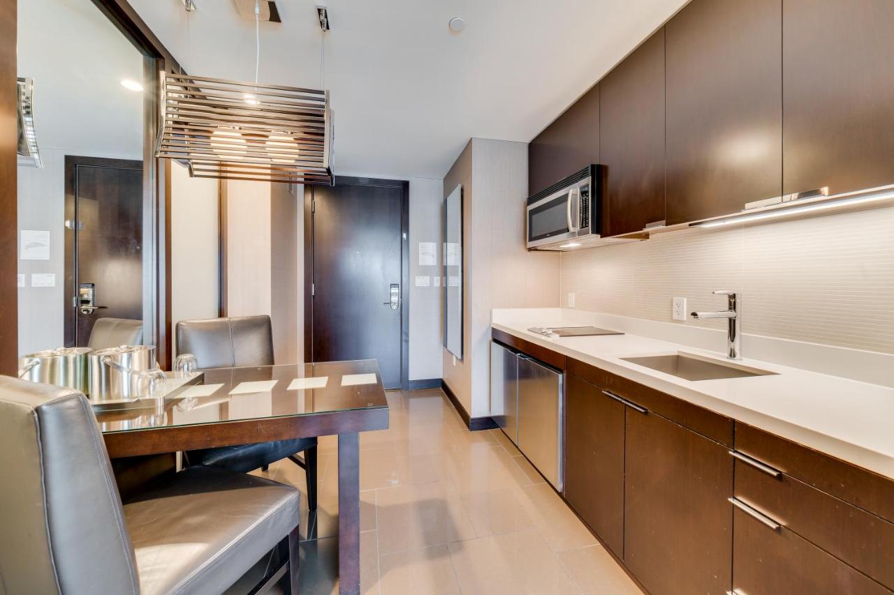 Studio Fountain View Suite at Jet Luxury at the Vdara Condo Hotel