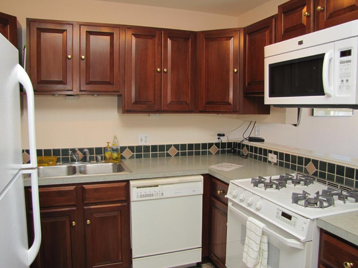 One-Bedroom Suite at Copper Whale Inn