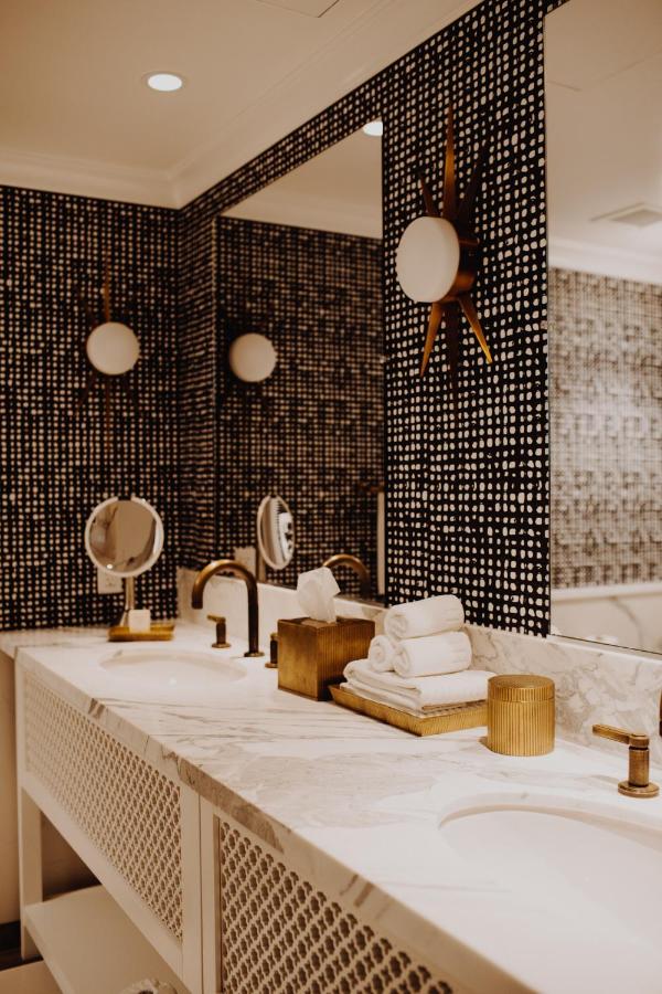 Superior King Suite at Hotel Californian