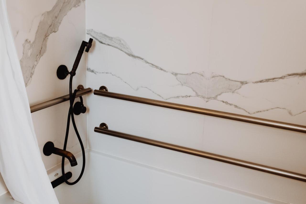 Superior King Suite - Accessible at Hotel Californian