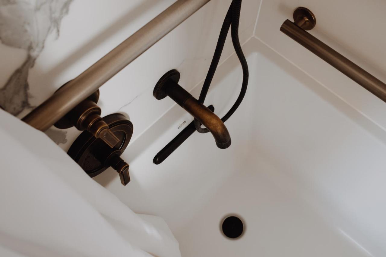 King Studio - Accessible at Hotel Californian