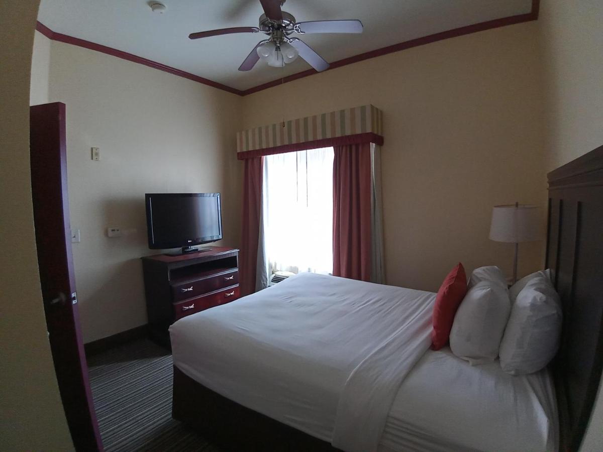 One-Bedroom Suite with Two Queen Beds - Non-Smoking at Hawthorn Suites By Wyndham Corpus Christi/N.Padre Is