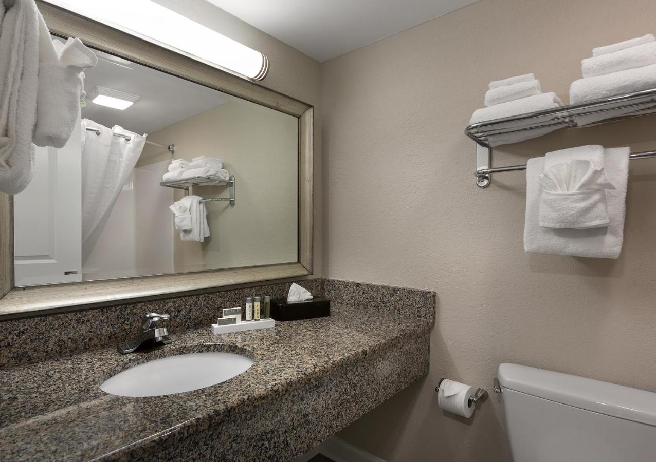 Double Room with Ocean View at Caribbean Resort & Villas