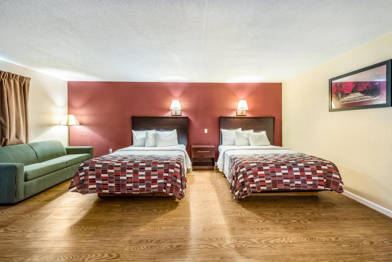 Suite Room with Two Queen Beds Non-Smoking at Red Roof Inn & Suites Wapakoneta