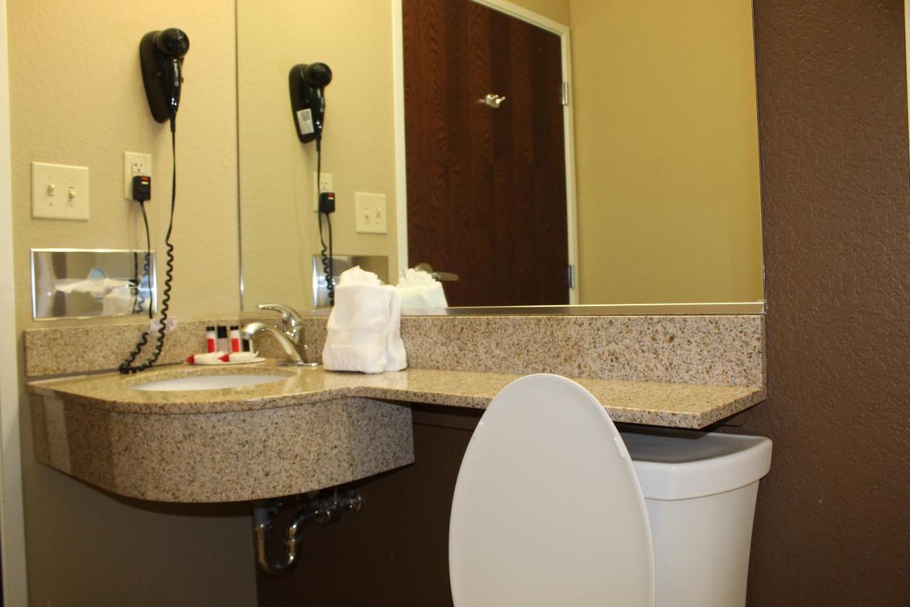 Deluxe Studio Suite with Two Queen Beds - Non-Smoking at Microtel Inn & Suites by Wyndham Harrisonburg