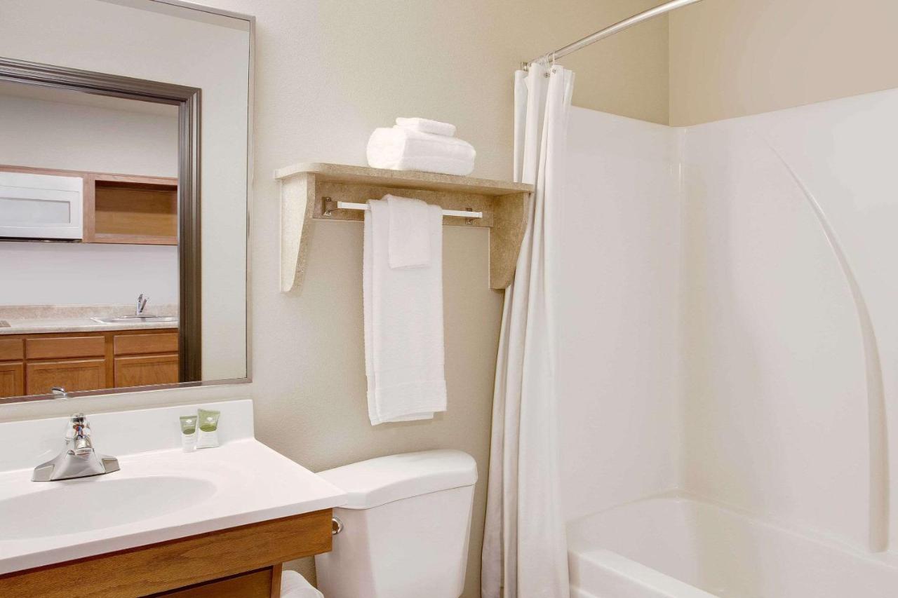 Standard Double Room - Smoking at WoodSpring Suites Virginia Beach