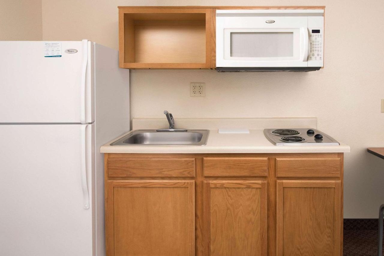Standard Double Room - Accessible/Non-Smoking at WoodSpring Suites Knoxville Airport