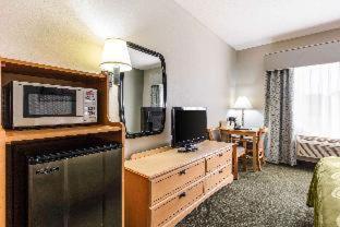 Room #45788010 at Quality Inn & Suites Pearl - Jackson