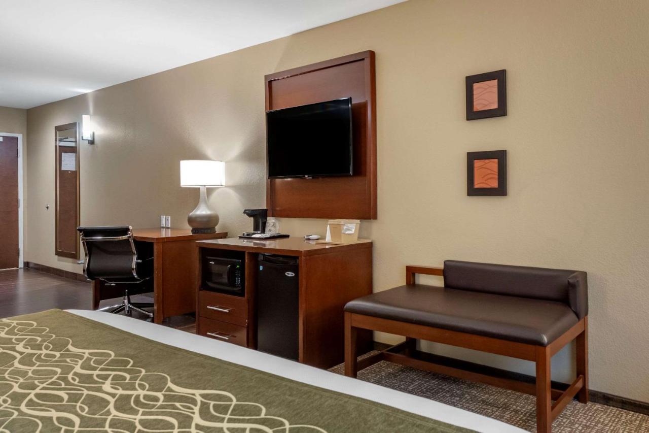 King Suite with Sofa Bed at Comfort Inn & Suites Pittsburgh South