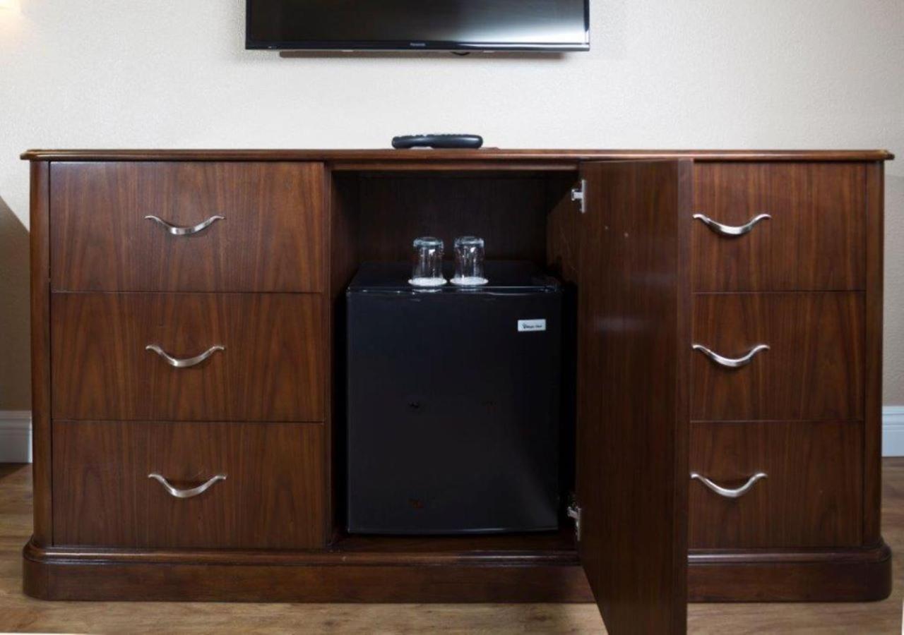 Junior Suite at South Point Hotel, Casino, and Spa