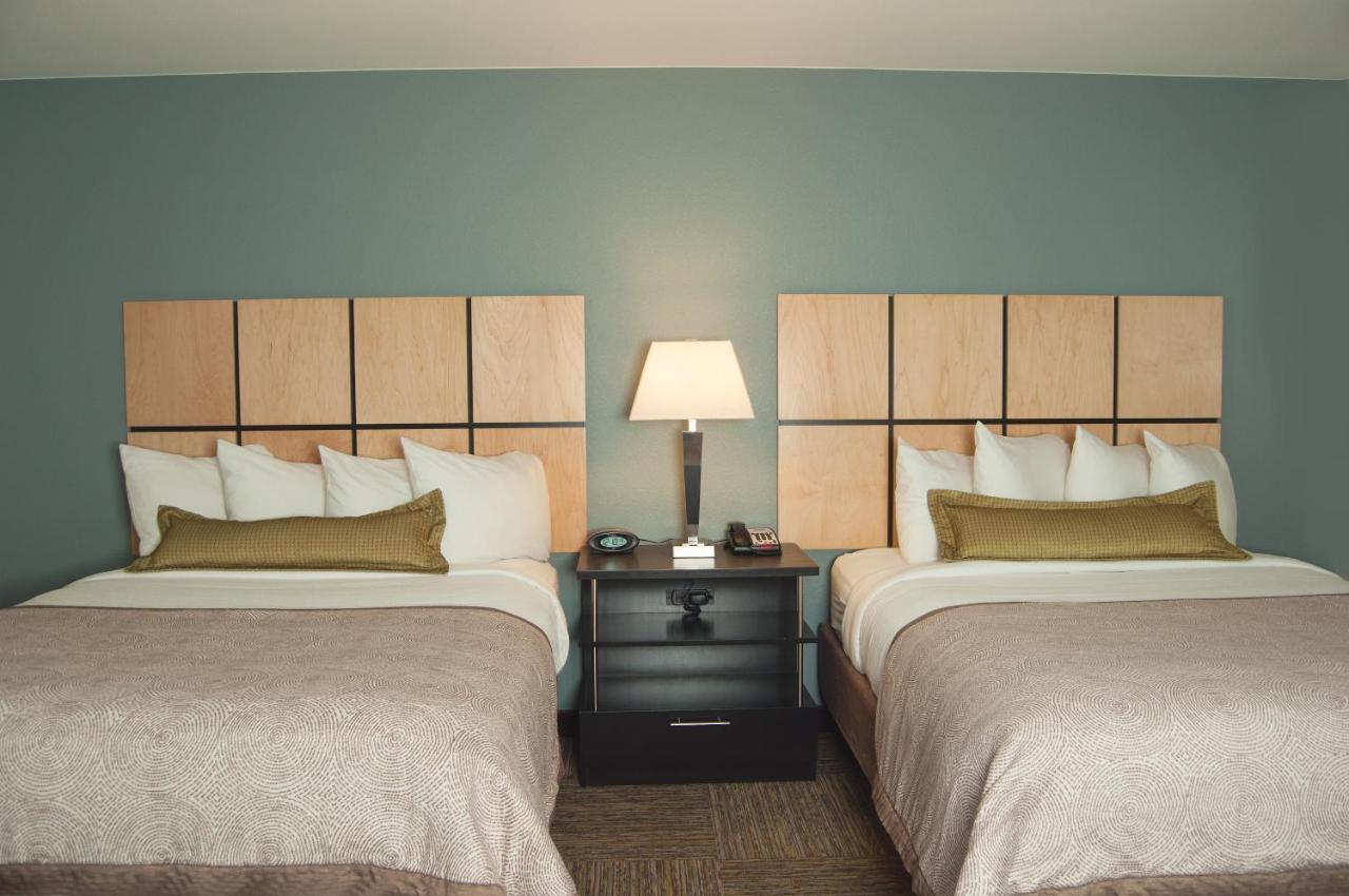  | Candlewood Suites Fort Collins