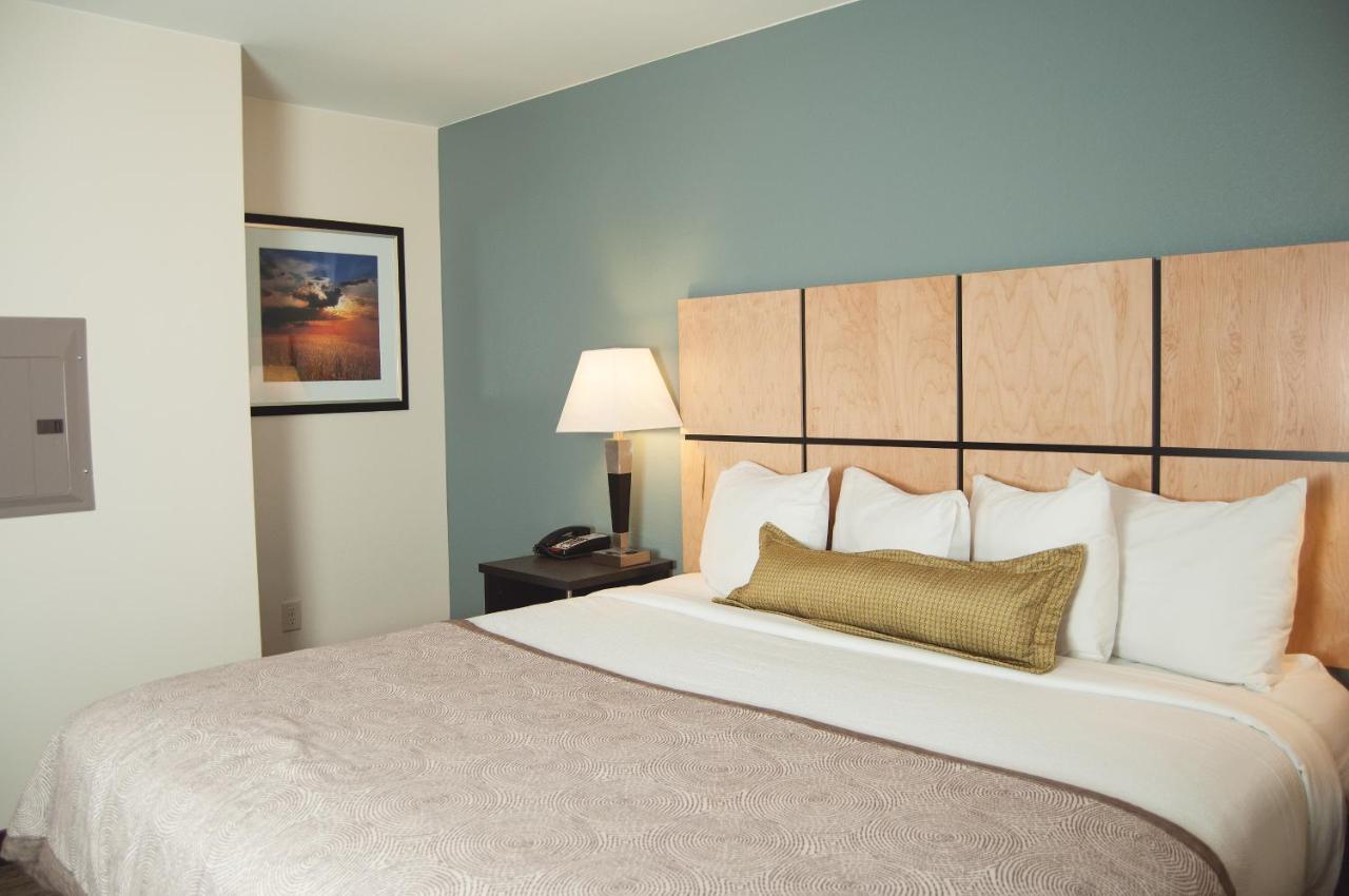 King Studio Suite - Disability Acces Tub/Non-Smoking at Candlewood Suites Fort Collins