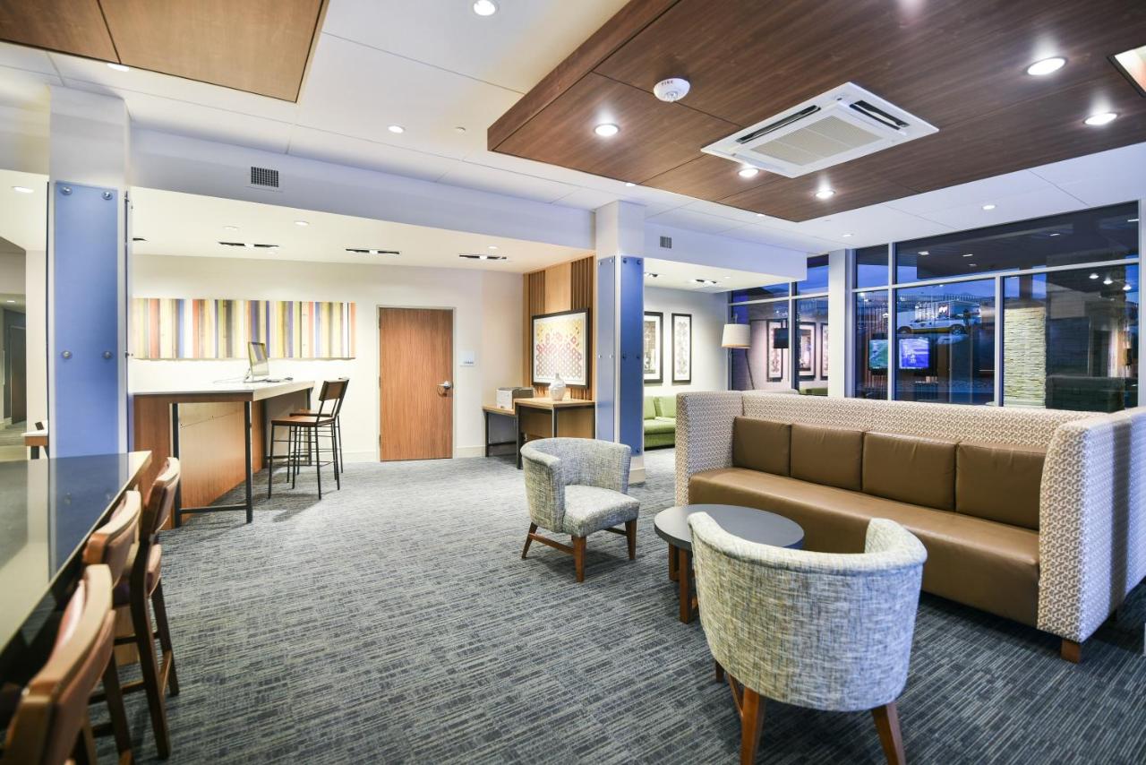 | Holiday Inn Express and Suites-Lehi - Thanksgiving Point